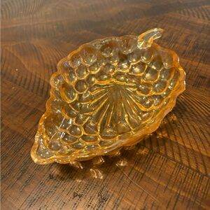 VINTAGE Anchor Hocking Apricot Bowl Bunch Of Grapes Mid-Century 1940s